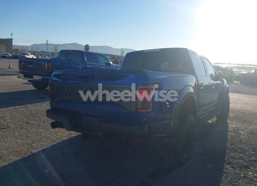 Photo 4 of 2018 Ford F-150 RAPTOR (VIN 1FTFW1RG2JFB82751)