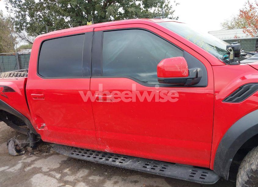 Photo 14 of 2018 Ford F-150 RAPTOR (VIN 1FTFW1RG2JFD38691)