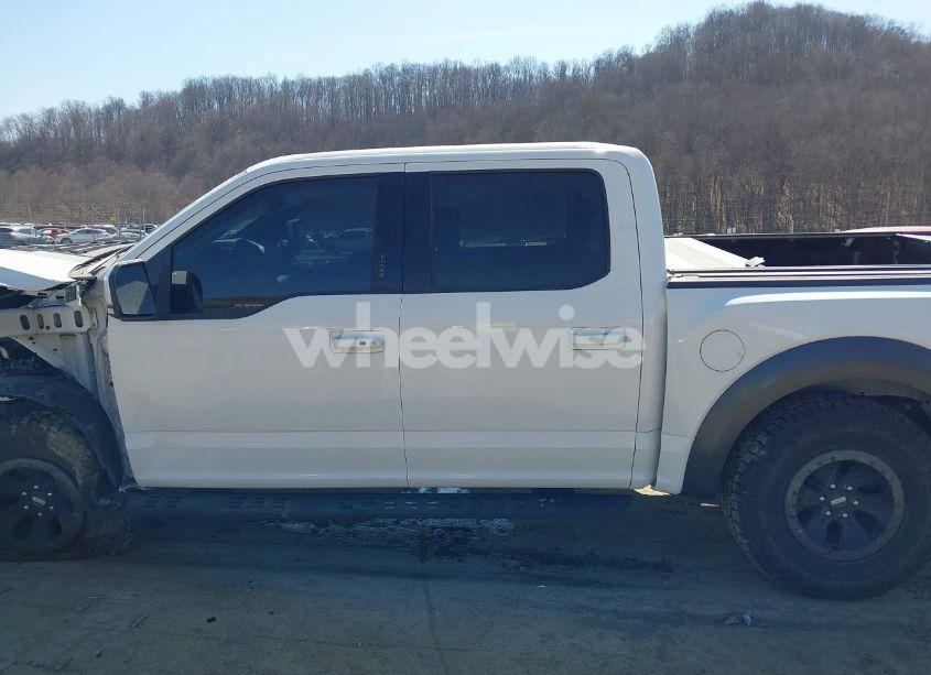 Photo 15 of 2018 Ford F-150 RAPTOR (VIN 1FTFW1RG2JFD81766)