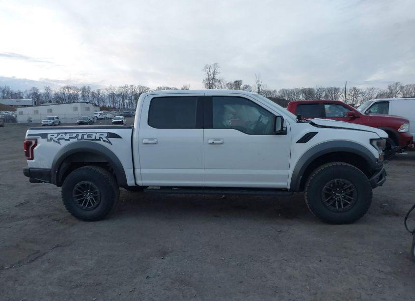 Photo 13 of 2019 Ford F-150 RAPTOR (VIN 1FTFW1RG2KFC74024)
