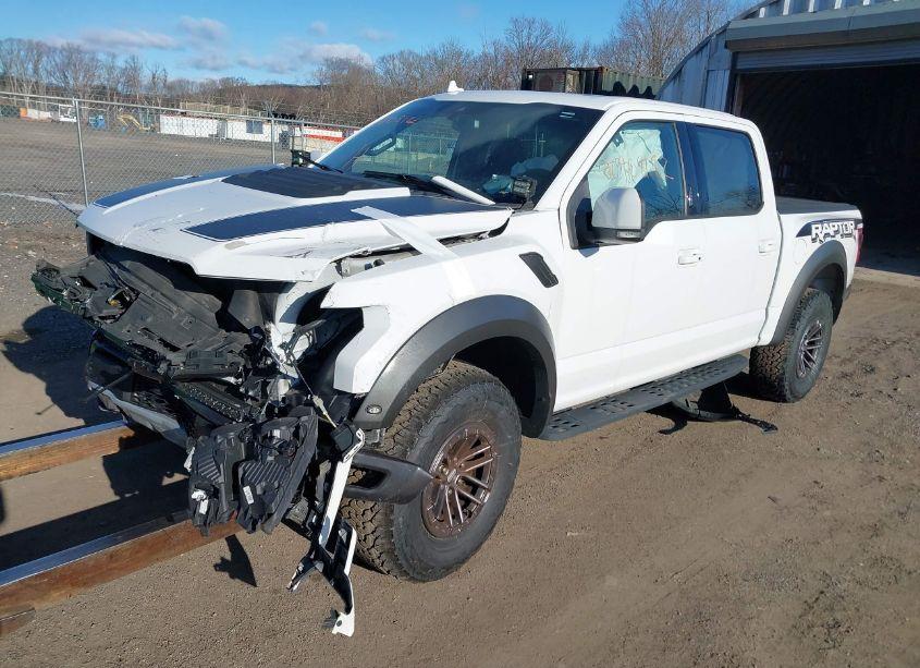 Photo 2 of 2019 Ford F-150 RAPTOR (VIN 1FTFW1RG2KFC74024)