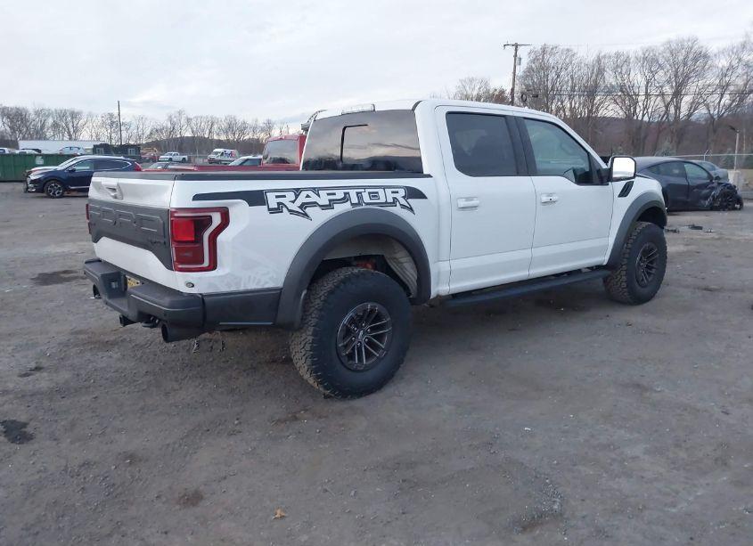 Photo 4 of 2019 Ford F-150 RAPTOR (VIN 1FTFW1RG2KFC74024)