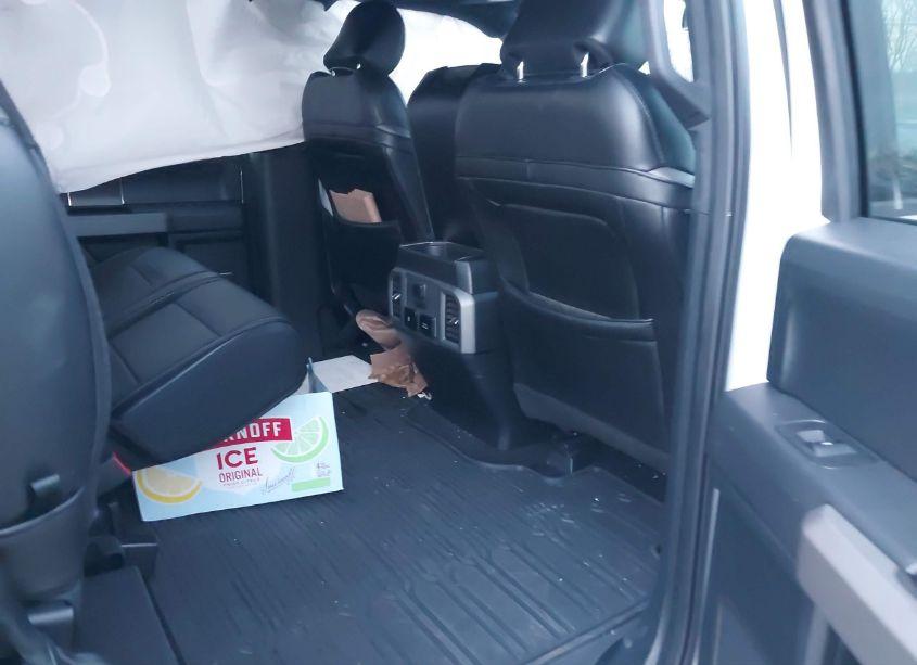 Photo 8 of 2019 Ford F-150 RAPTOR (VIN 1FTFW1RG2KFC74024)