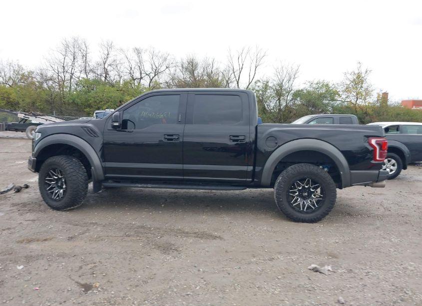 Photo 15 of 2017 Ford F-150 RAPTOR (VIN 1FTFW1RG3HFC32955)