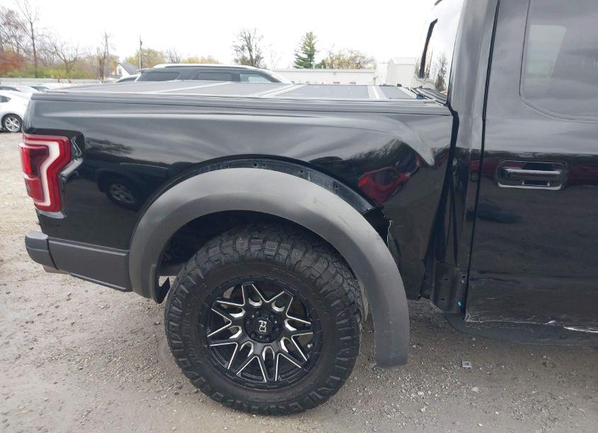 Photo 21 of 2017 Ford F-150 RAPTOR (VIN 1FTFW1RG3HFC32955)