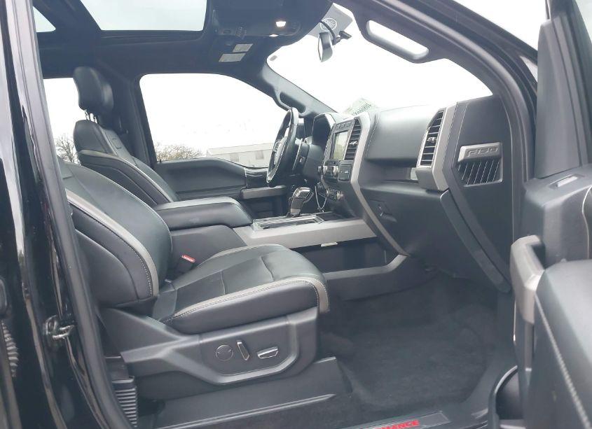 Photo 5 of 2017 Ford F-150 RAPTOR (VIN 1FTFW1RG3HFC32955)