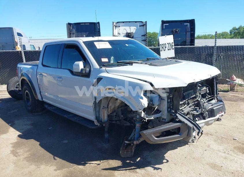2017 Ford F-150 RAPTOR (VIN 1FTFW1RG3HFC34883) main photo