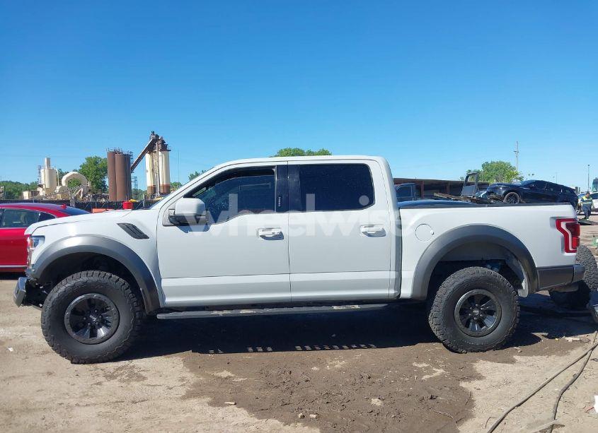 Photo 15 of 2017 Ford F-150 RAPTOR (VIN 1FTFW1RG3HFC34883)