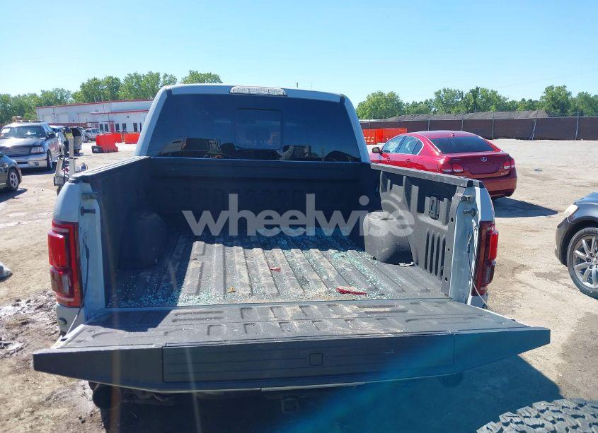 Photo 18 of 2017 Ford F-150 RAPTOR (VIN 1FTFW1RG3HFC34883)