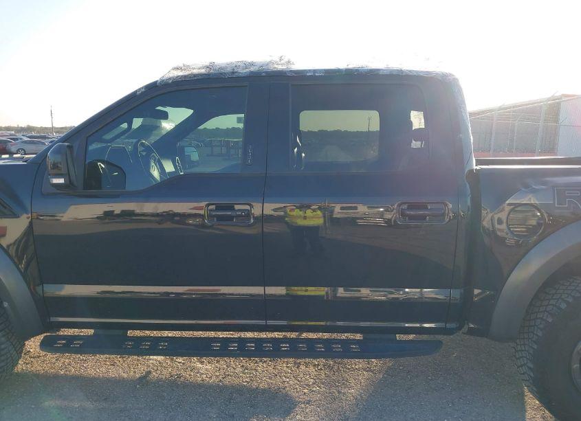 Photo 14 of 2018 Ford F-150 RAPTOR (VIN 1FTFW1RG3JFD12407)