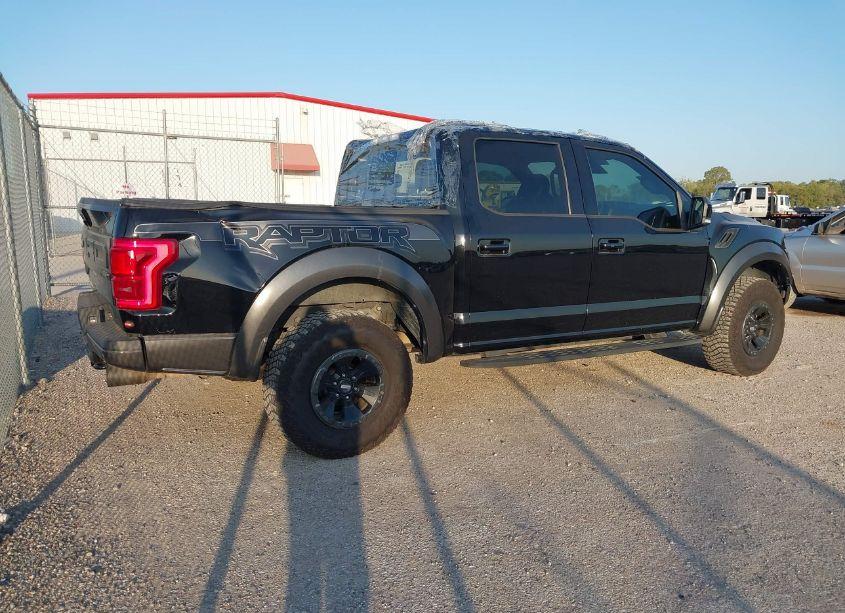 Photo 4 of 2018 Ford F-150 RAPTOR (VIN 1FTFW1RG3JFD12407)