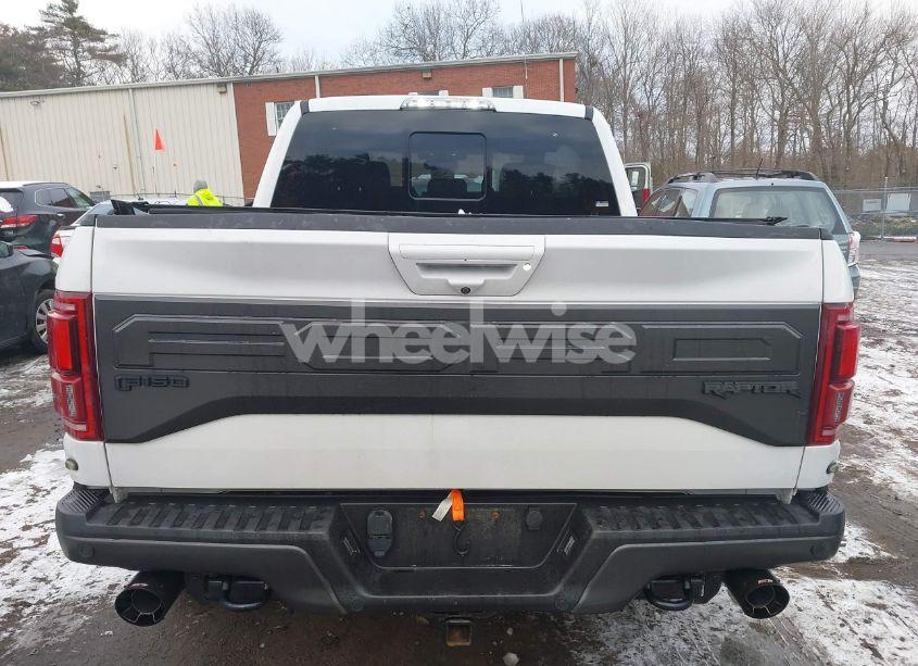 Photo 16 of 2018 Ford F-150 RAPTOR (VIN 1FTFW1RG3JFE52778)