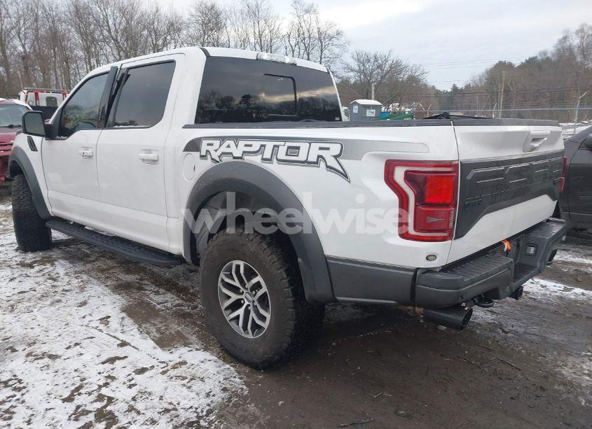 Photo 3 of 2018 Ford F-150 RAPTOR (VIN 1FTFW1RG3JFE52778)