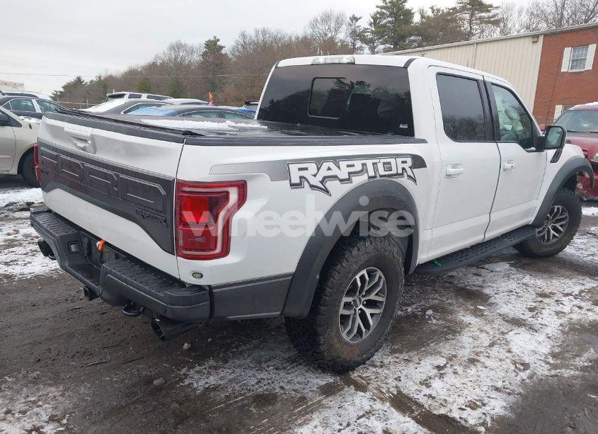 Photo 4 of 2018 Ford F-150 RAPTOR (VIN 1FTFW1RG3JFE52778)