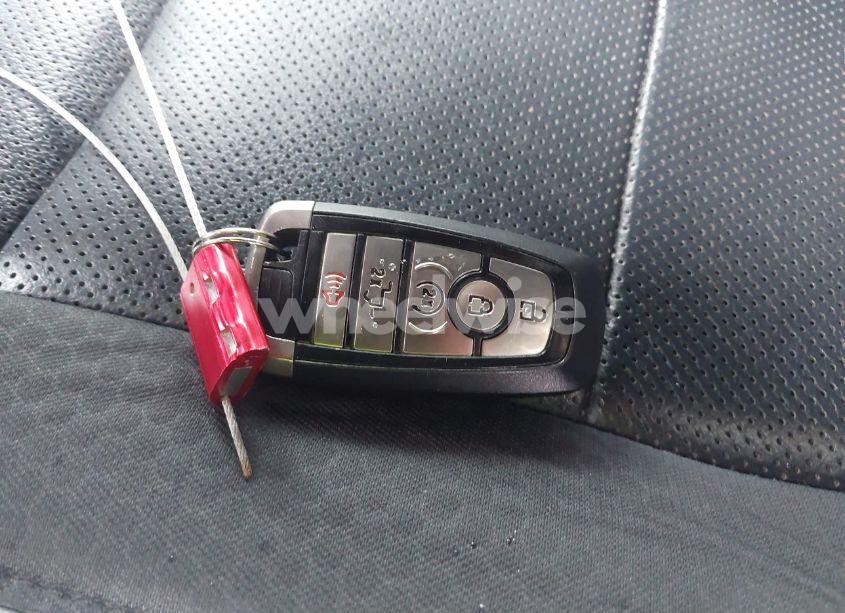 Photo 11 of 2019 Ford F-150 RAPTOR (VIN 1FTFW1RG3KFB42812)