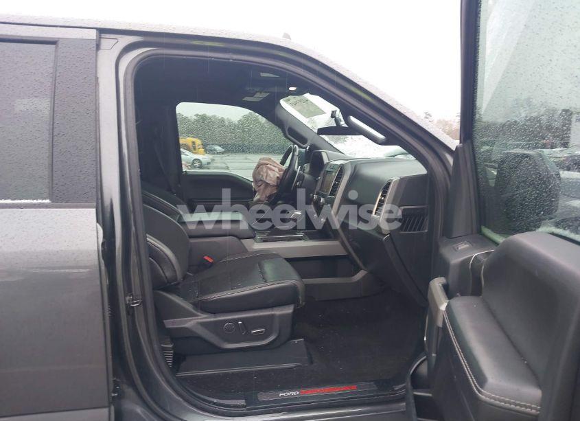 Photo 5 of 2019 Ford F-150 RAPTOR (VIN 1FTFW1RG3KFB42812)