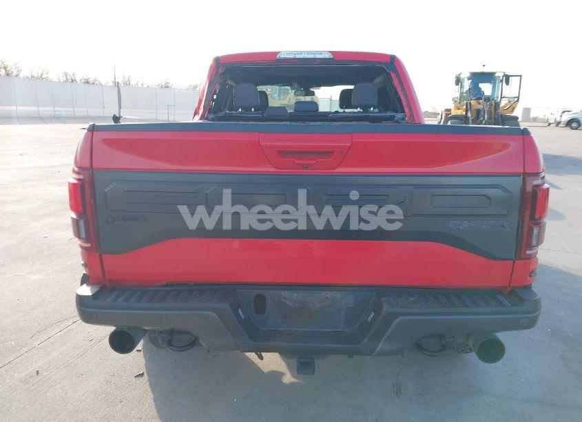 Photo 16 of 2018 Ford F-150 RAPTOR (VIN 1FTFW1RG4JFB11552)