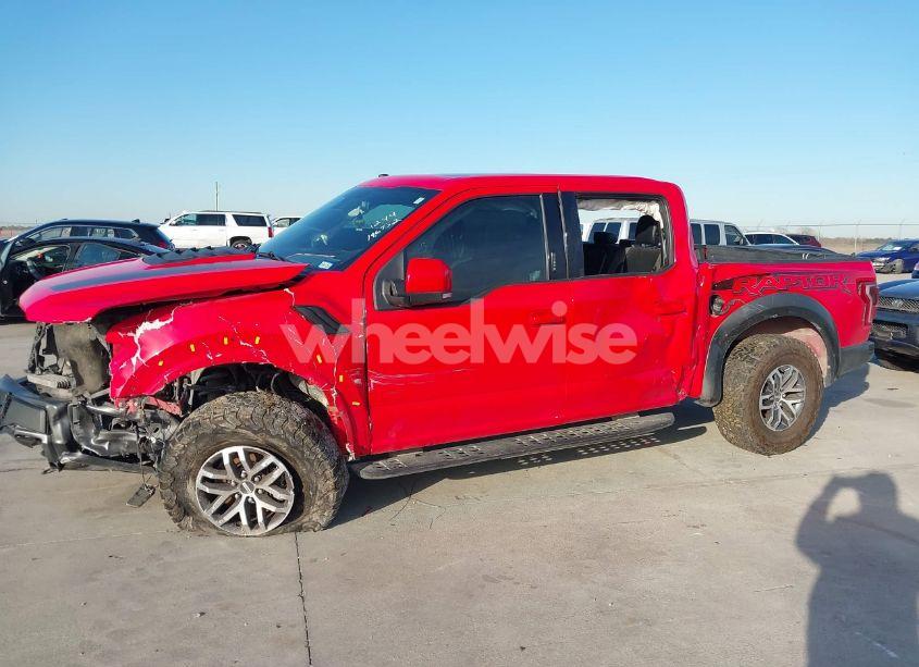 Photo 6 of 2018 Ford F-150 RAPTOR (VIN 1FTFW1RG4JFB11552)