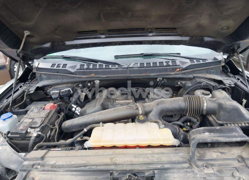 Photo 10 of 2018 Ford F-150 RAPTOR (VIN 1FTFW1RG4JFC03230)