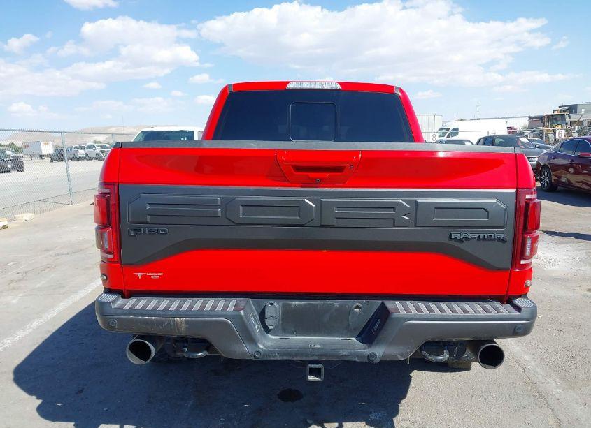 Photo 16 of 2018 Ford F-150 RAPTOR (VIN 1FTFW1RG4JFC45879)