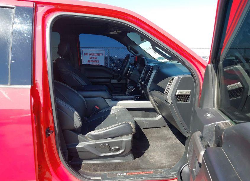 Photo 5 of 2018 Ford F-150 RAPTOR (VIN 1FTFW1RG4JFC45879)