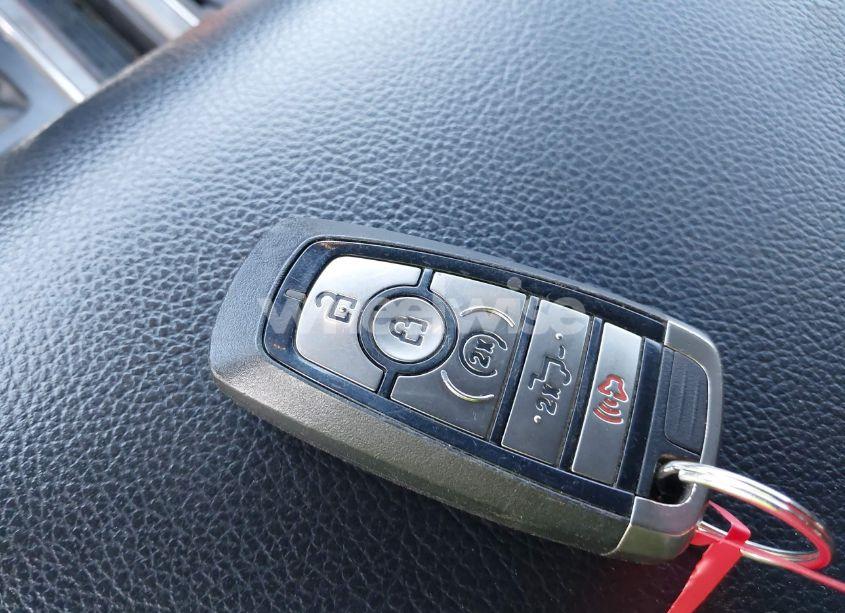 Photo 11 of 2019 Ford F-150 RAPTOR (VIN 1FTFW1RG4KFB17515)