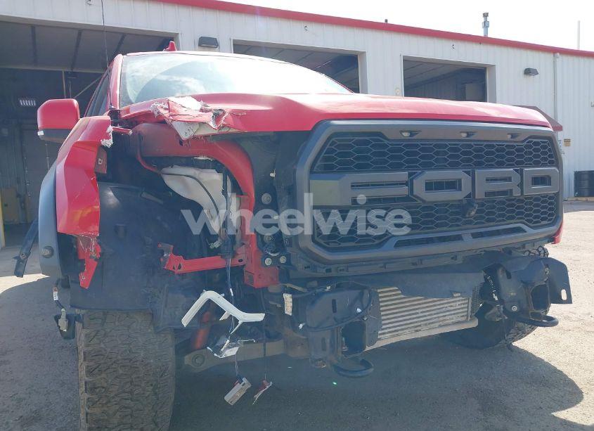 Photo 6 of 2019 Ford F-150 RAPTOR (VIN 1FTFW1RG4KFB17515)