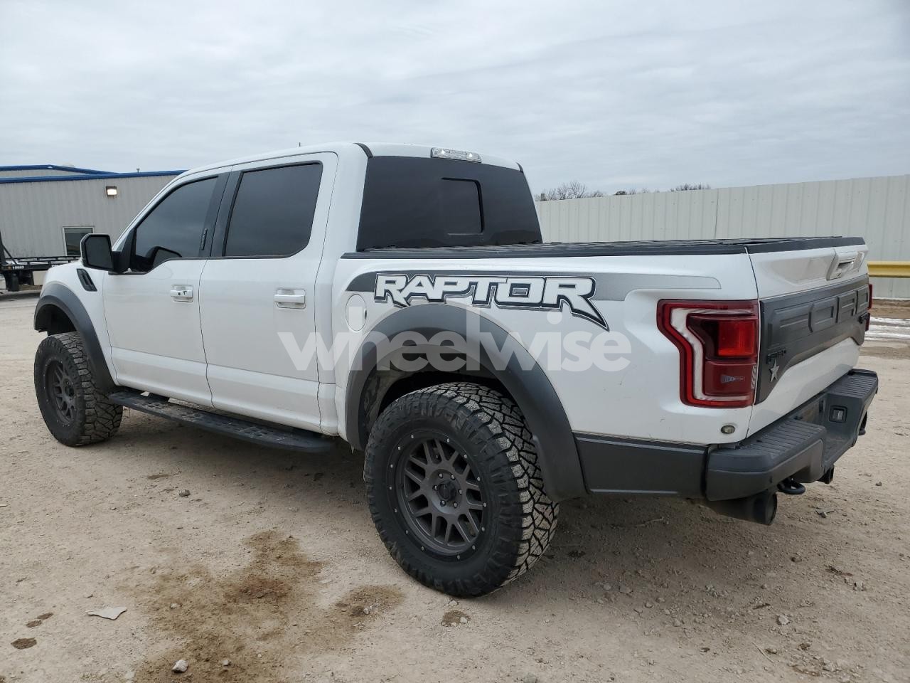 Photo 2 of 2017 FORD F150 RAPTOR (VIN 1FTFW1RG5HFB76579)