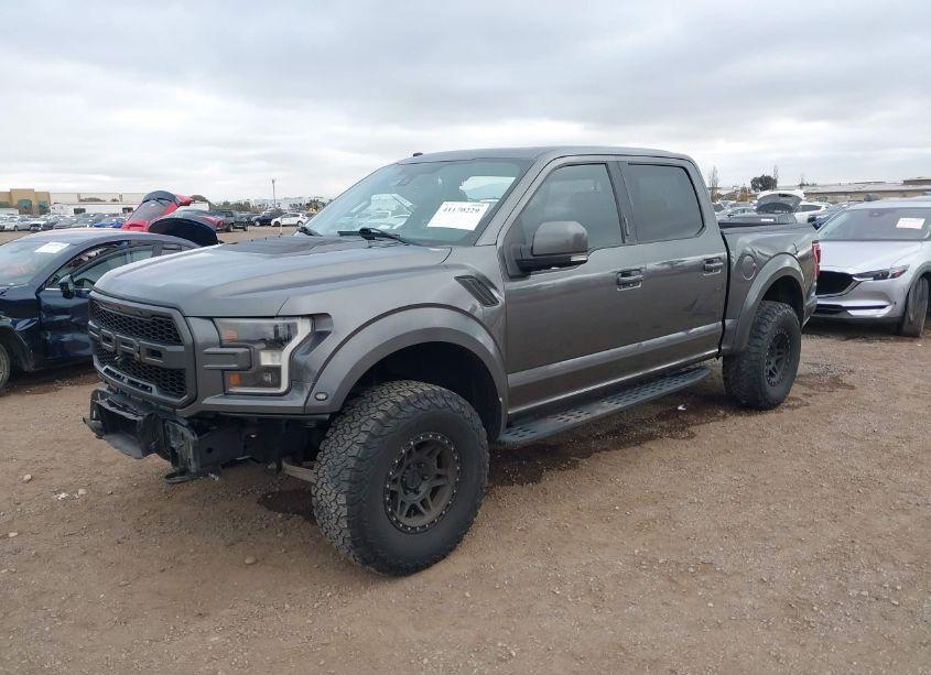 Photo 2 of 2018 Ford F-150 RAPTOR (VIN 1FTFW1RG5JFA86645)