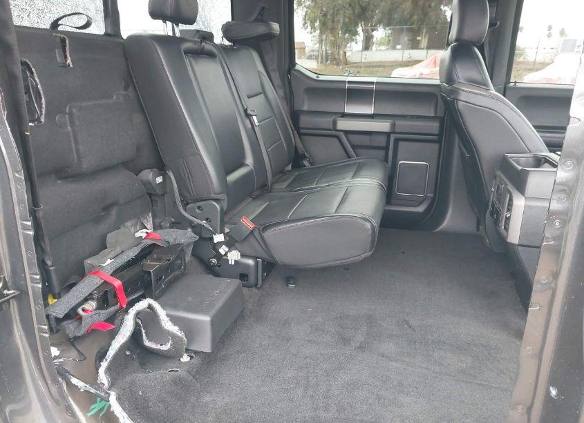 Photo 8 of 2018 Ford F-150 RAPTOR (VIN 1FTFW1RG5JFA86645)