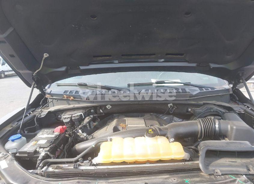 Photo 10 of 2018 Ford F-150 RAPTOR (VIN 1FTFW1RG5JFC76185)