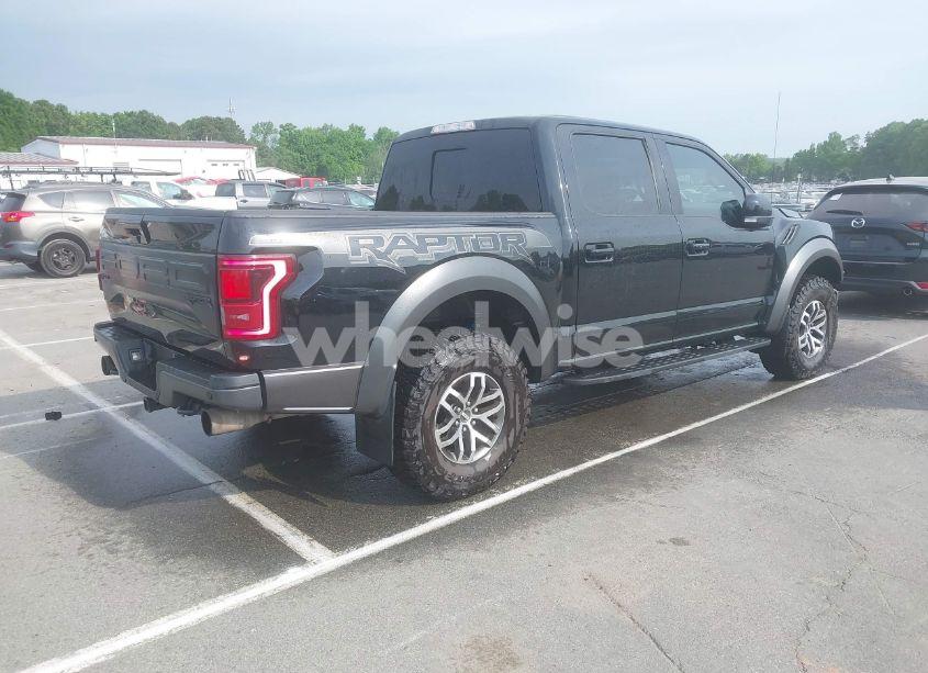 Photo 4 of 2018 Ford F-150 RAPTOR (VIN 1FTFW1RG5JFC76185)