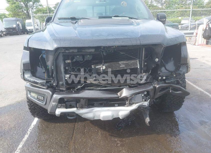 Photo 6 of 2018 Ford F-150 RAPTOR (VIN 1FTFW1RG5JFC76185)