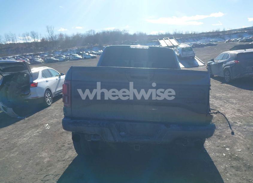 Photo 16 of 2018 Ford F-150 RAPTOR (VIN 1FTFW1RG6JFA40841)