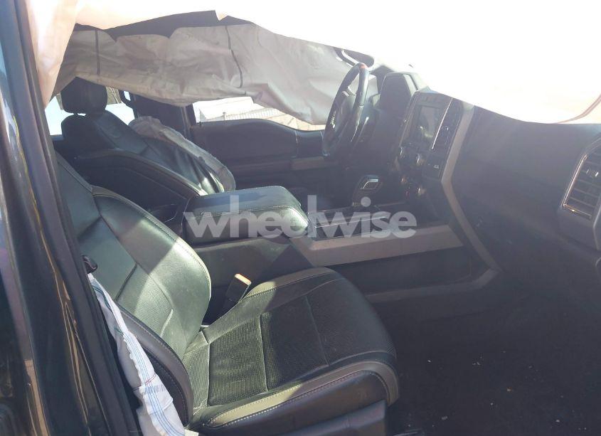 Photo 5 of 2018 Ford F-150 RAPTOR (VIN 1FTFW1RG6JFA40841)