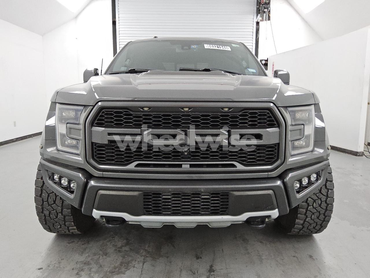 Photo 5 of 2018 FORD F150 RAPTOR (VIN 1FTFW1RG6JFC00037)
