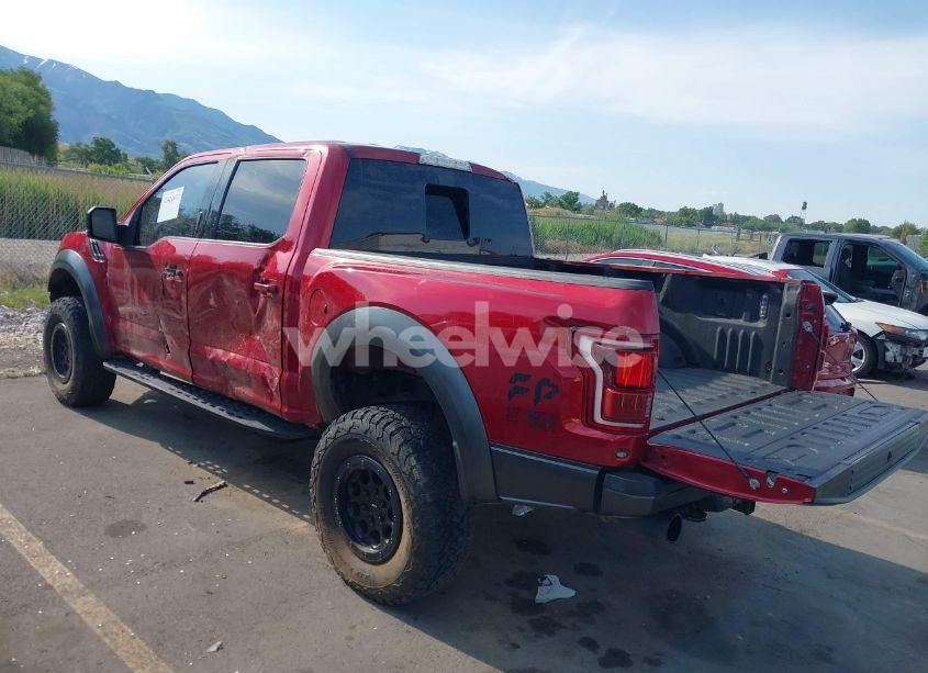 Photo 3 of 2018 Ford F-150 RAPTOR (VIN 1FTFW1RG6JFD60399)