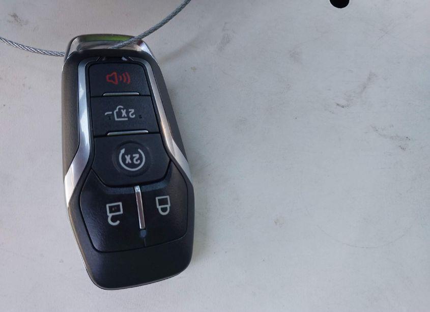 Photo 11 of 2017 Ford F-150 RAPTOR (VIN 1FTFW1RG7HFA53365)