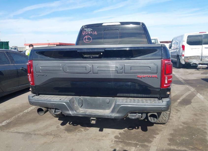 Photo 16 of 2017 Ford F-150 RAPTOR (VIN 1FTFW1RG7HFA53365)