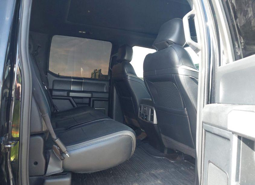 Photo 8 of 2017 Ford F-150 RAPTOR (VIN 1FTFW1RG7HFA53365)