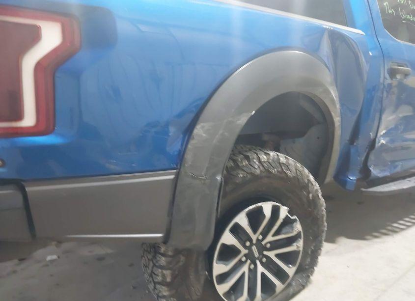 Photo 18 of 2019 Ford F-150 RAPTOR (VIN 1FTFW1RG7KFA79083)