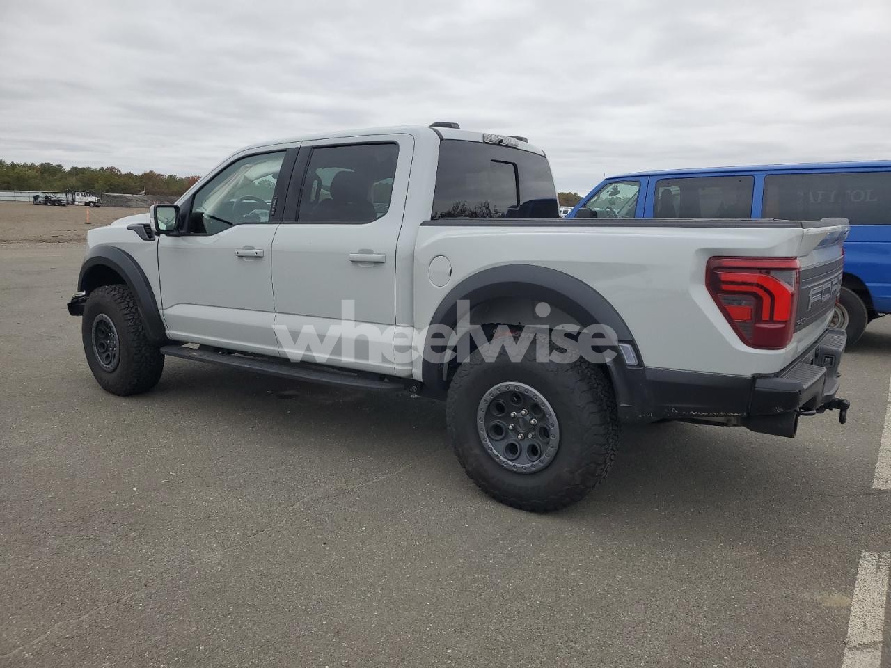 Photo 2 of 2024 FORD F150 RAPTOR (VIN 1FTFW1RG8RFA24555)