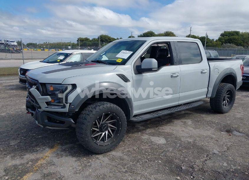Photo 2 of 2017 Ford F-150 RAPTOR (VIN 1FTFW1RG9HFB30415)