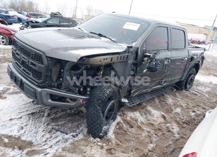 Photo 2 of 2018 Ford F-150 RAPTOR (VIN 1FTFW1RG9JFA04030)