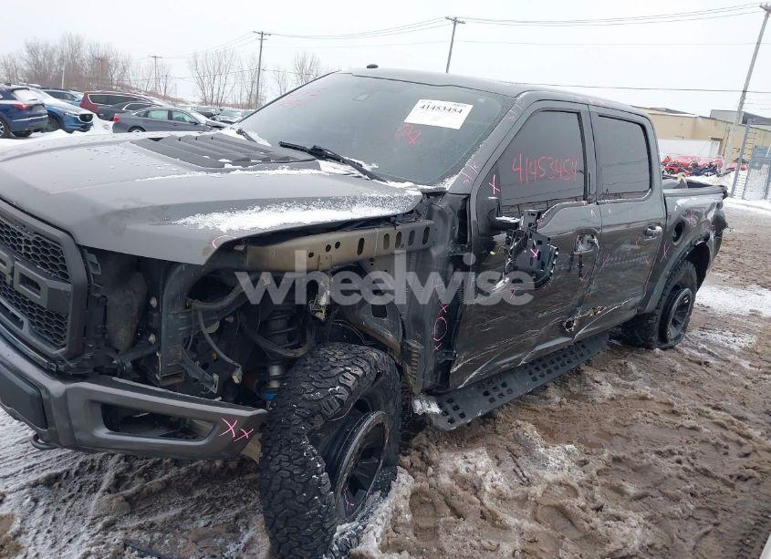 Photo 6 of 2018 Ford F-150 RAPTOR (VIN 1FTFW1RG9JFA04030)