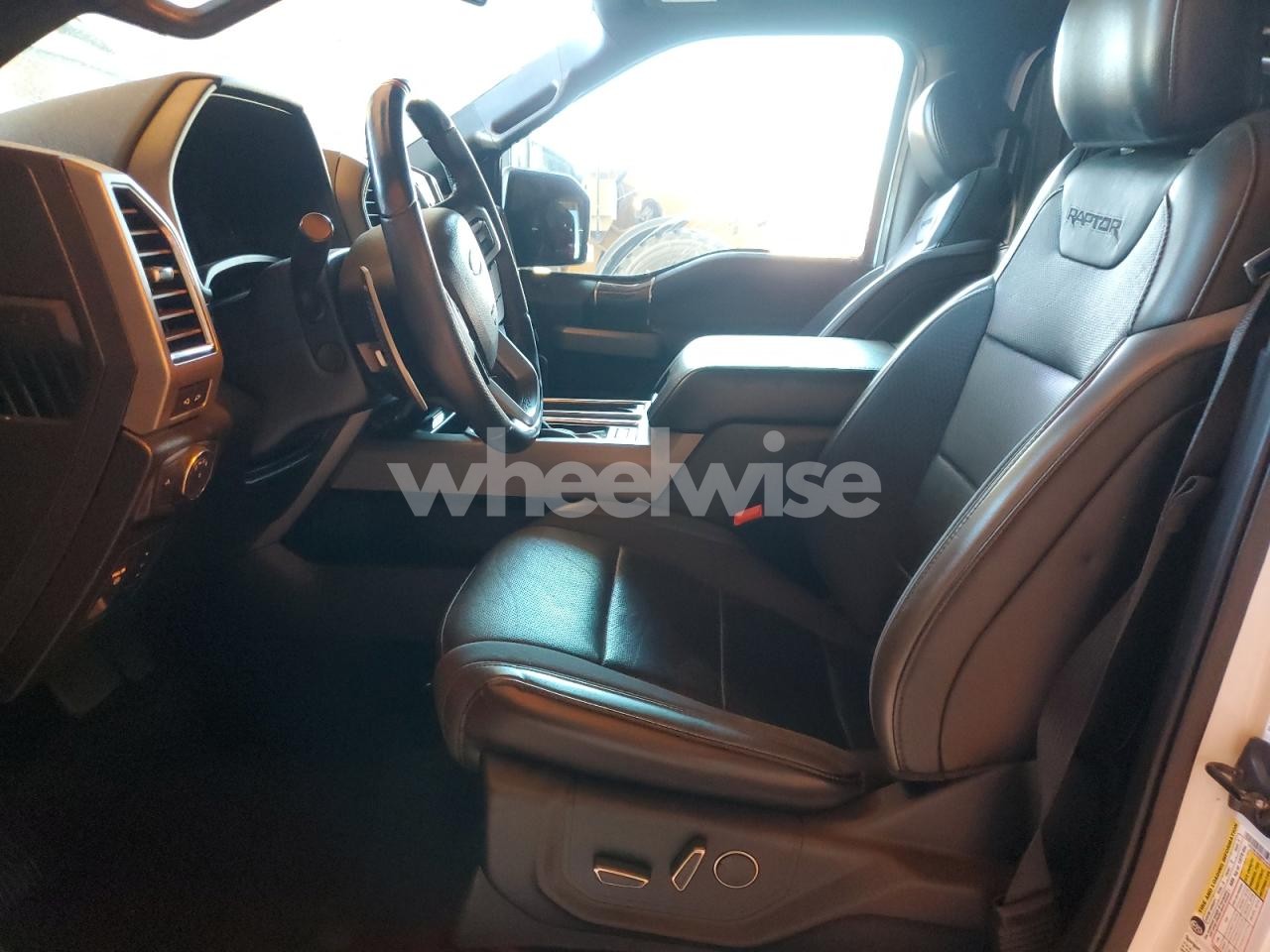 Photo 7 of 2019 FORD F150 RAPTOR (VIN 1FTFW1RG9KFC44082)