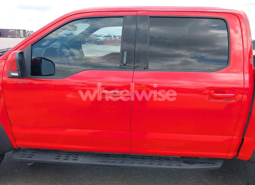 Photo 15 of 2018 Ford F-150 RAPTOR (VIN 1FTFW1RGXJFB84828)