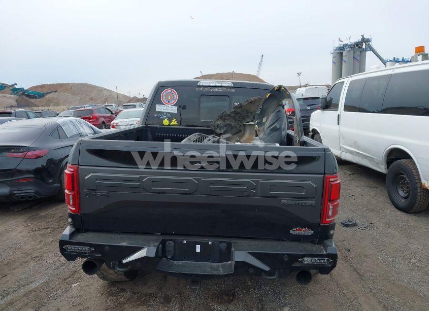 Photo 16 of 2018 Ford F-150 RAPTOR (VIN 1FTFW1RGXJFD19032)
