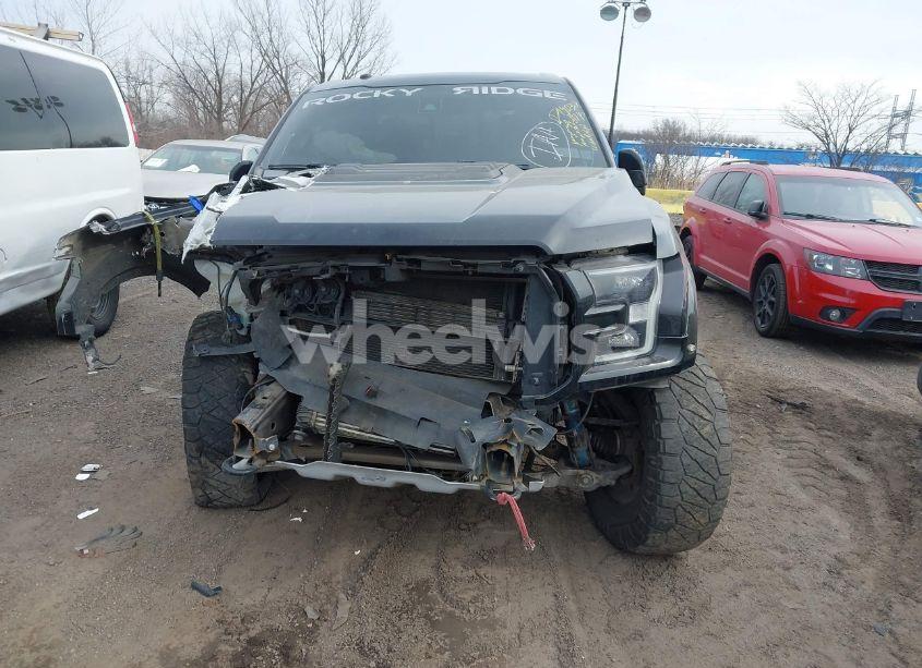 Photo 6 of 2018 Ford F-150 RAPTOR (VIN 1FTFW1RGXJFD19032)