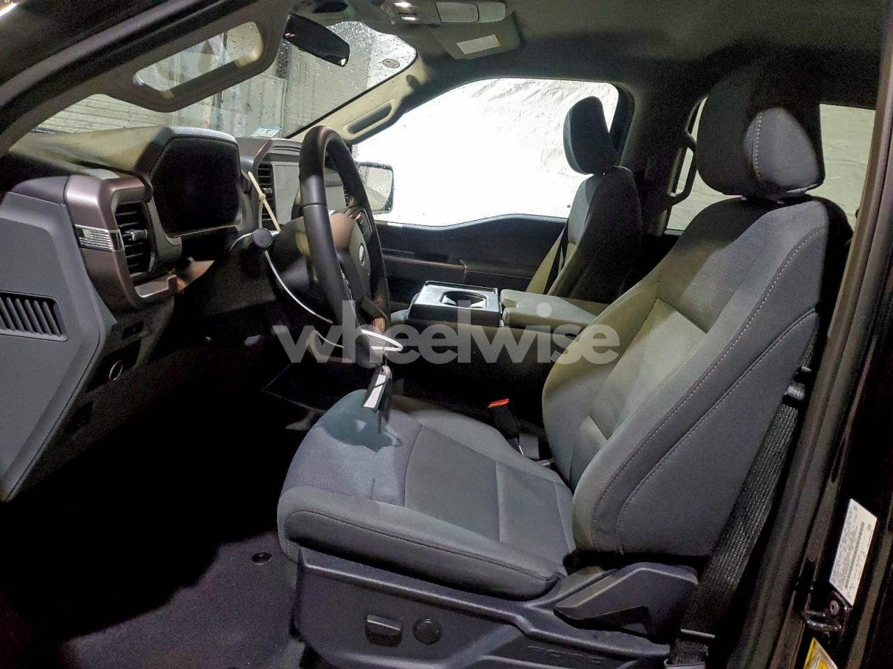 Photo 7 of 2025 FORD F150 XLT (VIN 1FTFW3L55SKE50722)